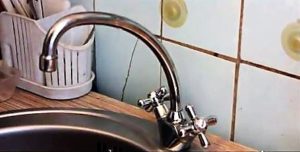Какой смеситель выбрать для кухни